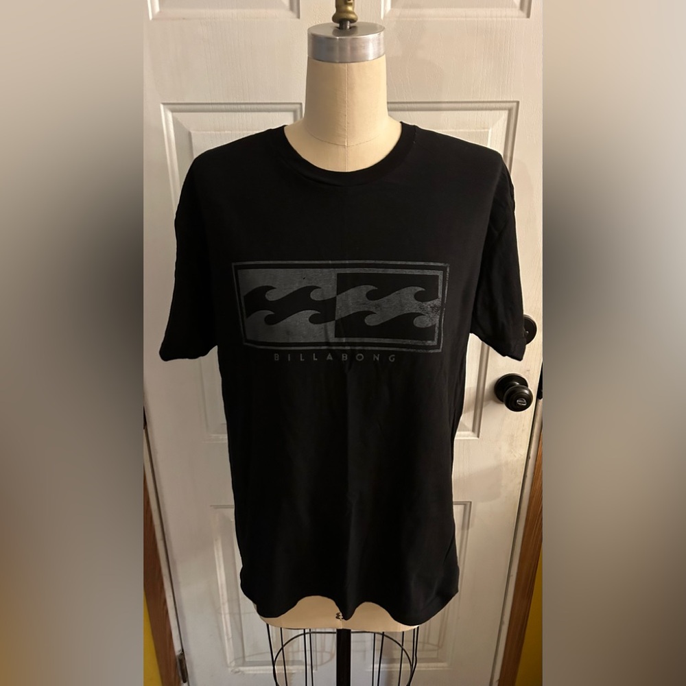 Billabong men’s tee shirt